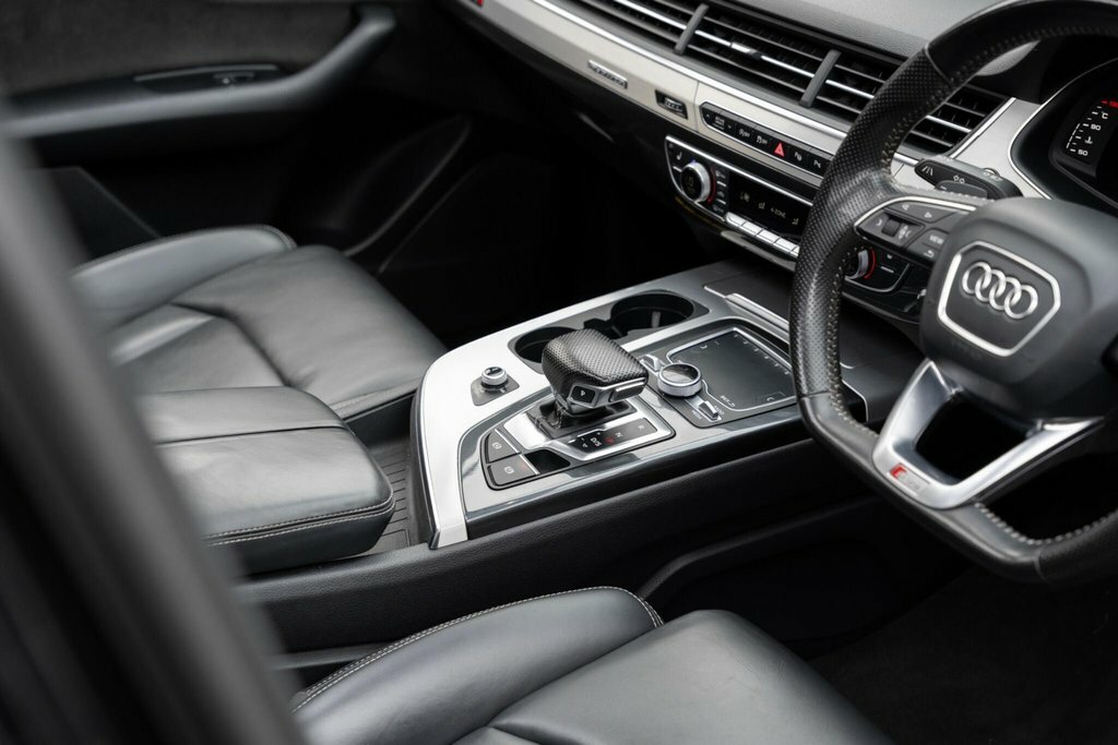 Audi Q7 Automatic Grey #22