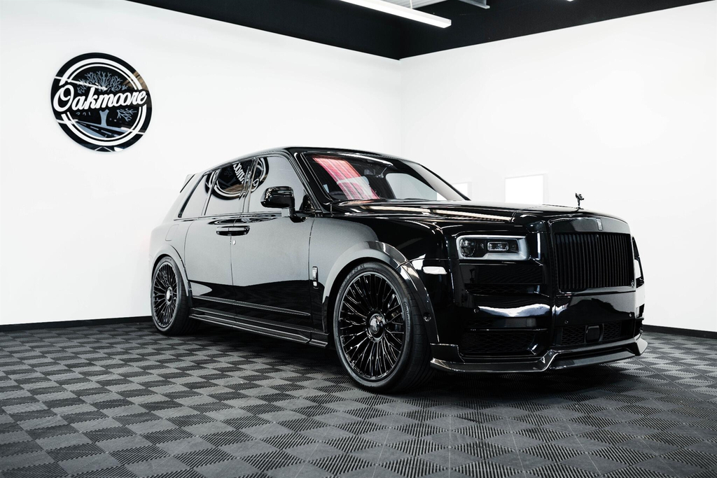 Rolls-Royce Cullinan Suv Black #5
