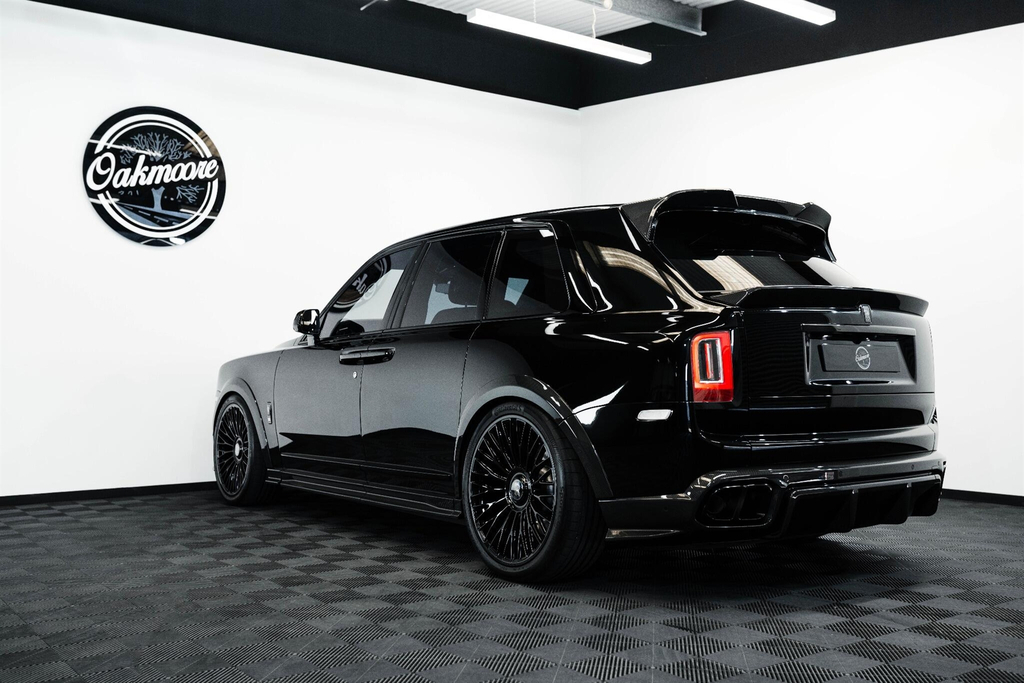 Rolls-Royce Cullinan Suv Black #6