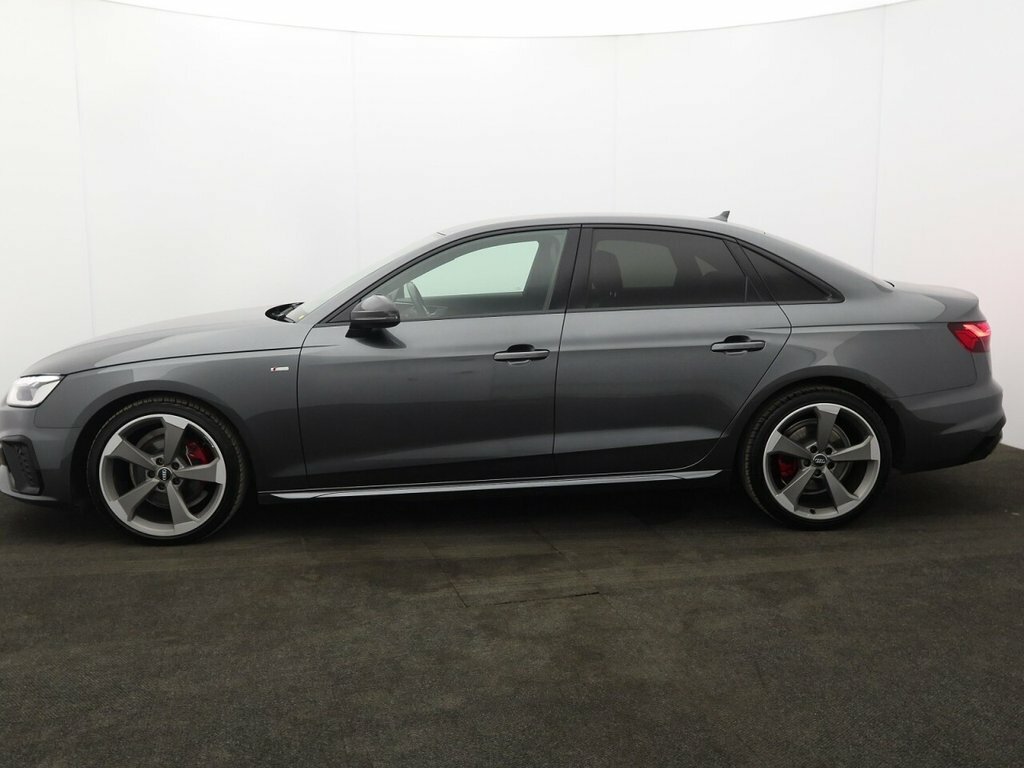 Audi A4 2L Black Edition YX70NUY Grey #4