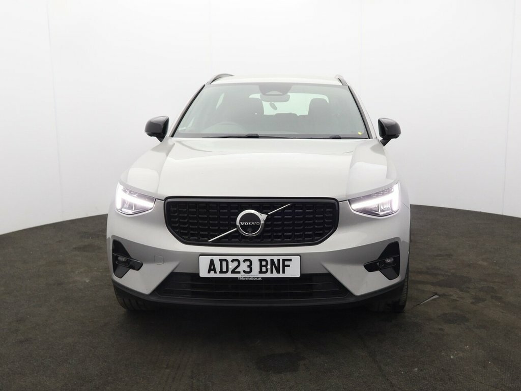 Volvo XC40 2L Plus Dark AD23BNF Silver #2