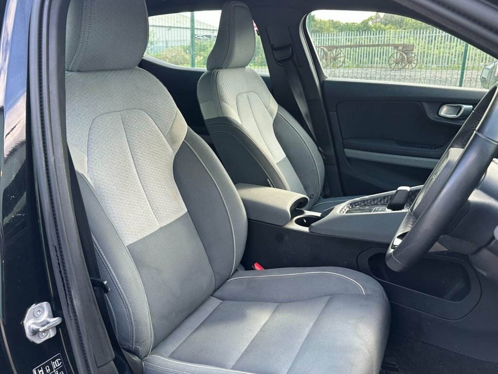 Polestar 2 Hatchback OV22BDZ Black #6