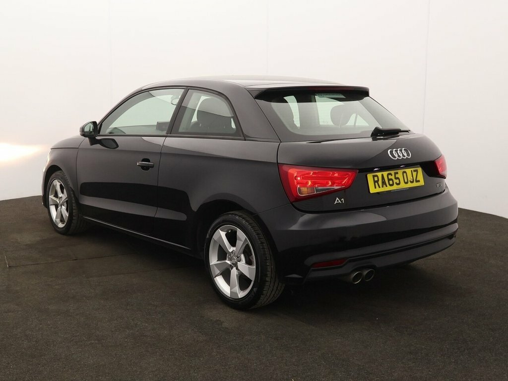 Audi A1 1L Sport RA65OJZ Black #5