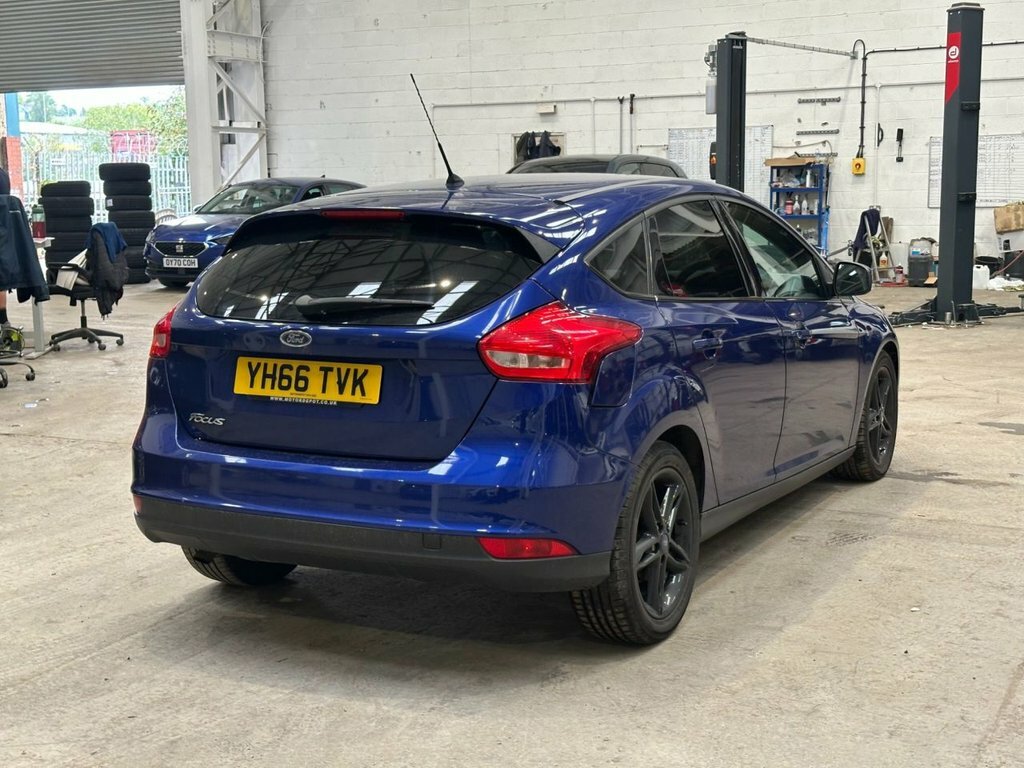 Ford Focus 1L Zetec YH66TVK Blue #4