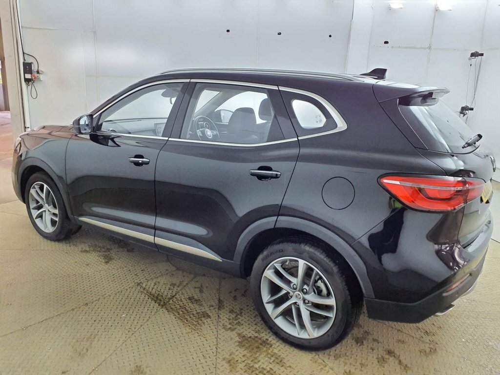 MG HS 1.5L Excite Black #5