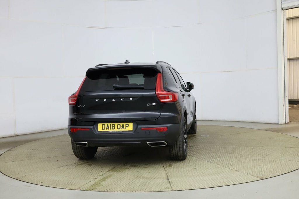 Volvo XC40 2L First Edition Black #4