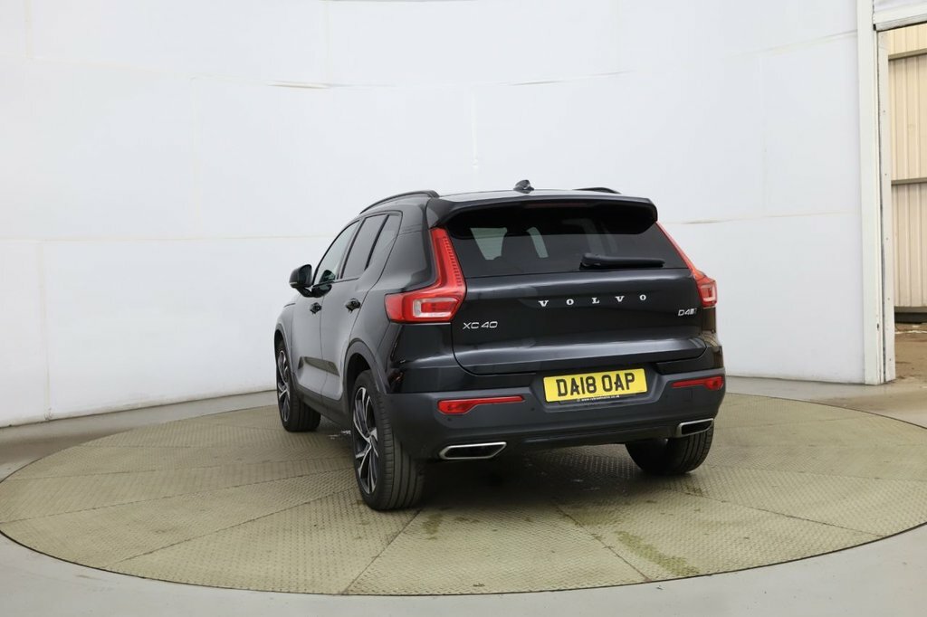Volvo XC40 2L First Edition Black #5