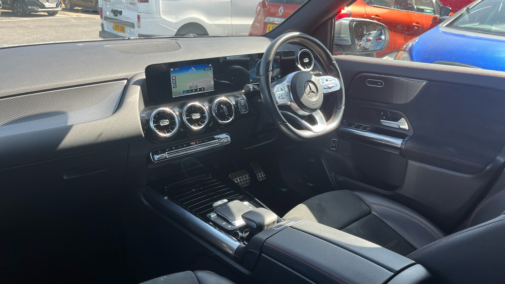 Mercedes-Benz GLA Class 1.3 Gla200 Amg Line Suv 7G-dct Euro 6 CV70UGA Silver #6
