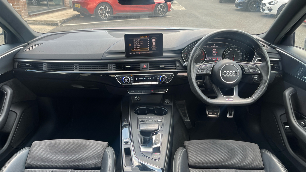 Audi A4 2.0 Tfsi Black Edition Saloon S Tronic CV67NXS White #5