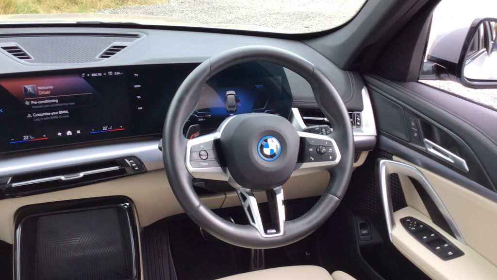 BMW iX1 Suv WL24BHN Silver #5