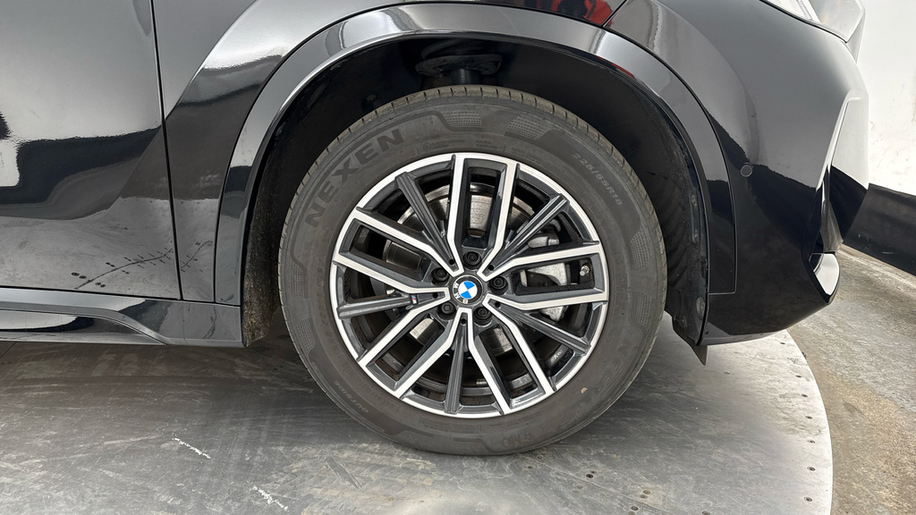 BMW iX1 Suv Silver #14