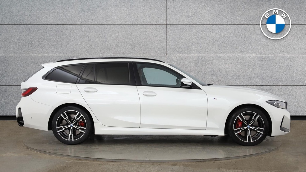 BMW 3 Series Estate White #3