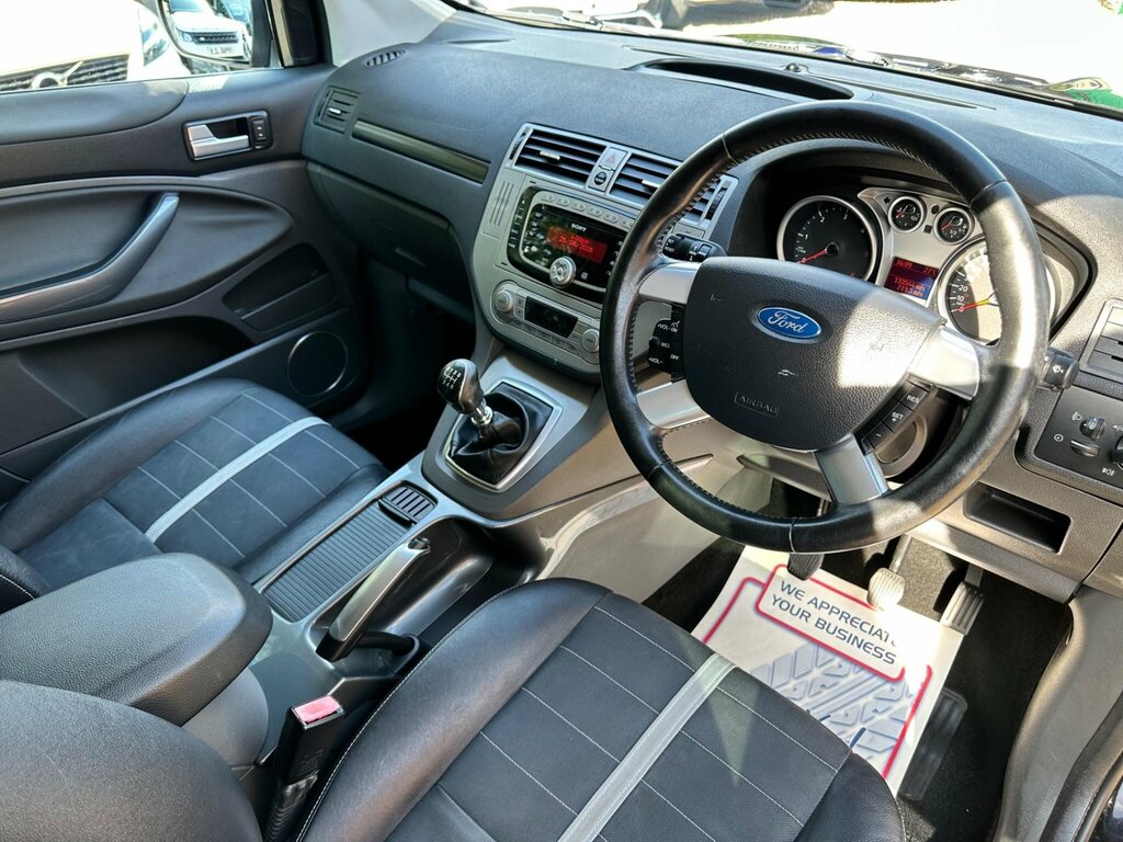 Ford Kuga Black #11