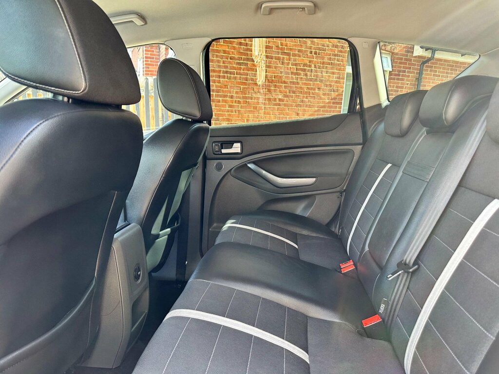 Ford Kuga Black #16