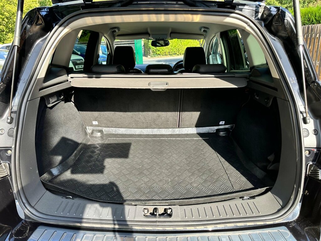 Ford Kuga Black #18
