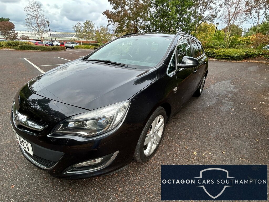 Vauxhall Astra 1.6 Cdti Ecoflex Sri Sports Tourer Manu Black