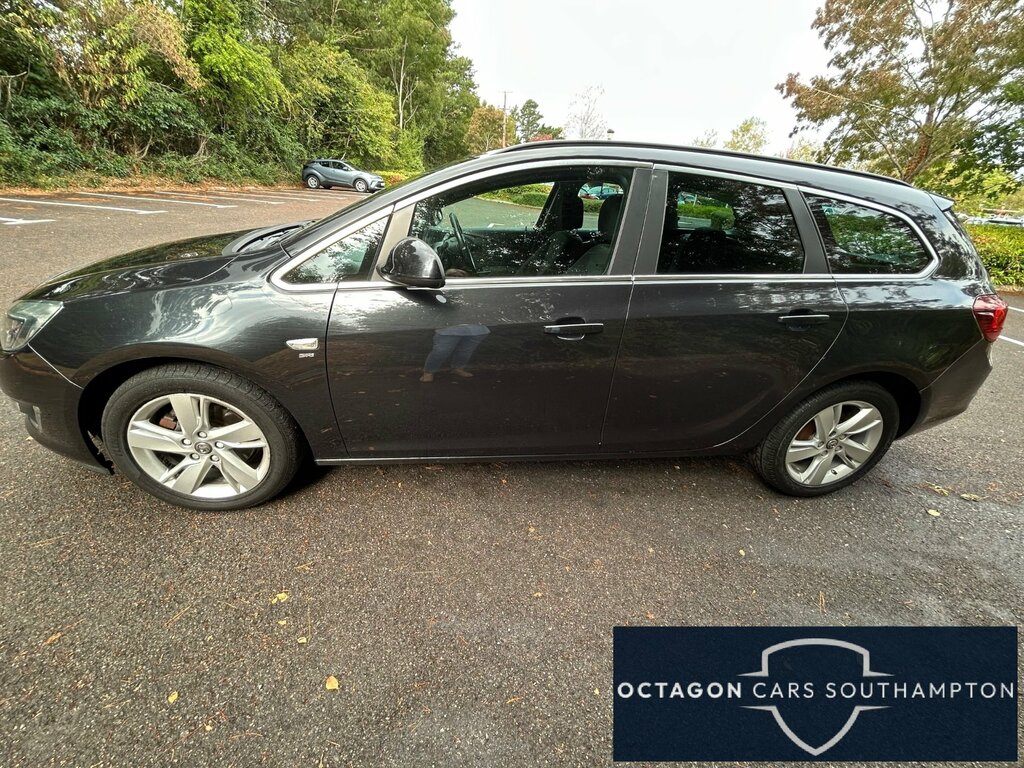 Vauxhall Astra 1.6 Cdti Ecoflex Sri Sports Tourer Manu DY16BCV Black #6