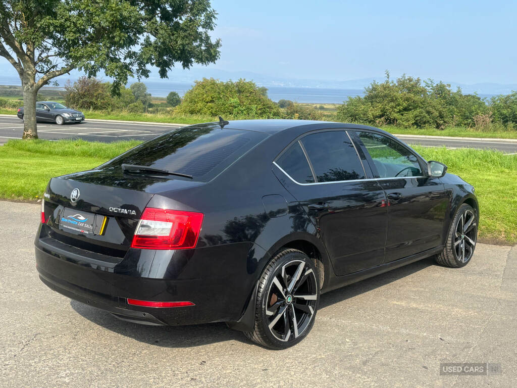 Skoda Octavia 1.6 Tdi Se Technology Dsg GD19YXE Black #5