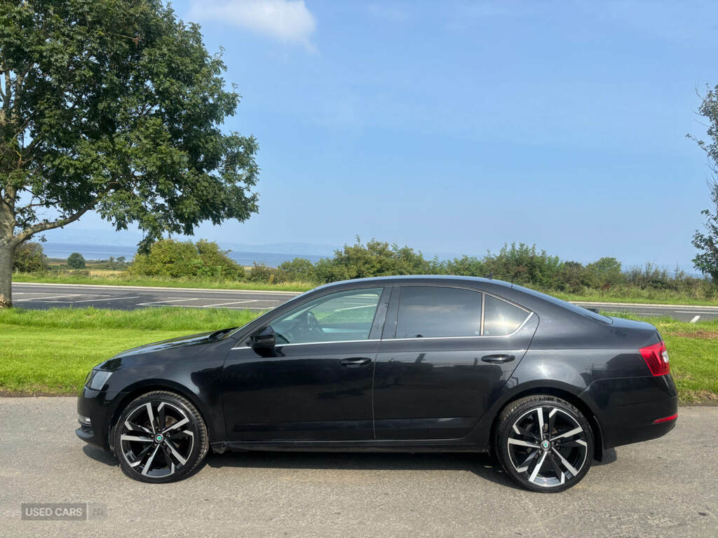 Skoda Octavia 1.6 Tdi Se Technology Dsg GD19YXE Black #3