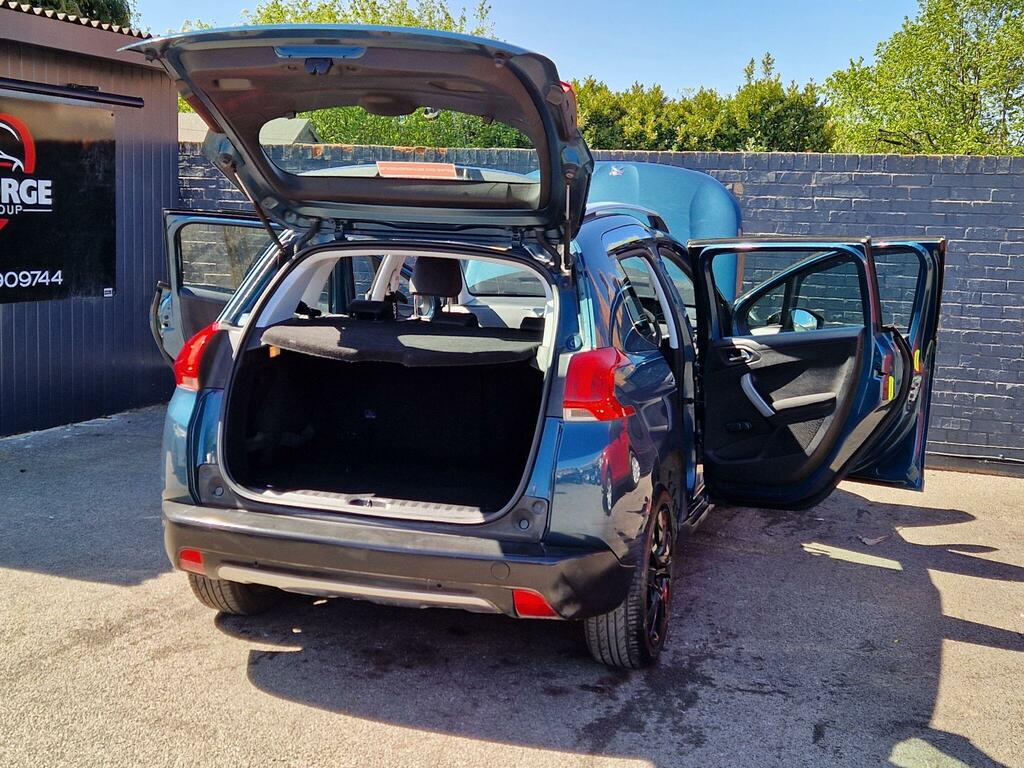 Peugeot 2008 Active Blue #19