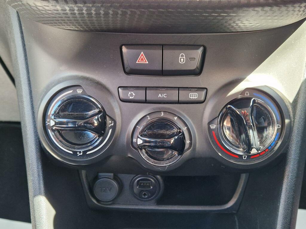 Peugeot 2008 Active Blue #44