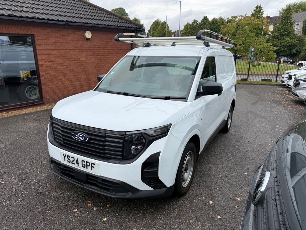 Ford Transit Courier Mpv White #3