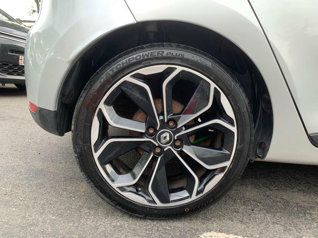 Renault Clio Expression Black #9