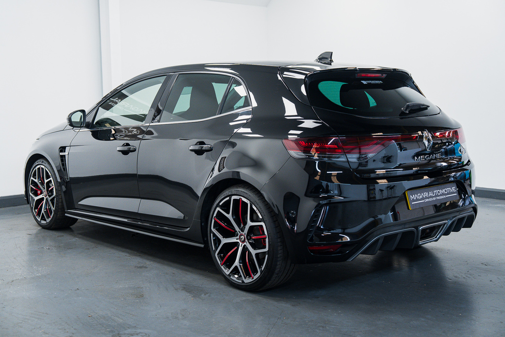 Renault Megane Iconic E-tech White #17