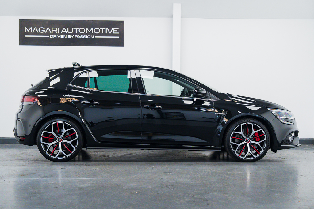 Renault Megane Iconic E-tech White #11