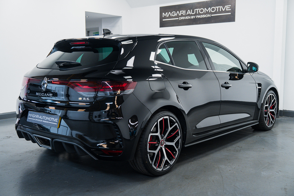 Renault Megane Iconic E-tech White #13