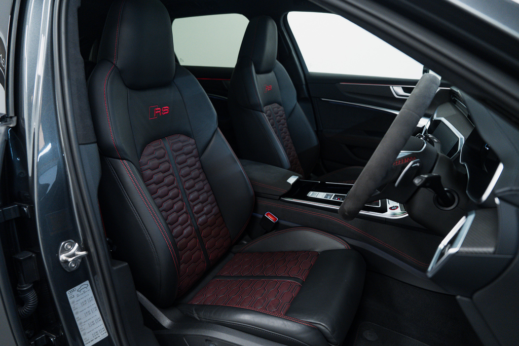 Audi RS6 Avant Petrol Grey