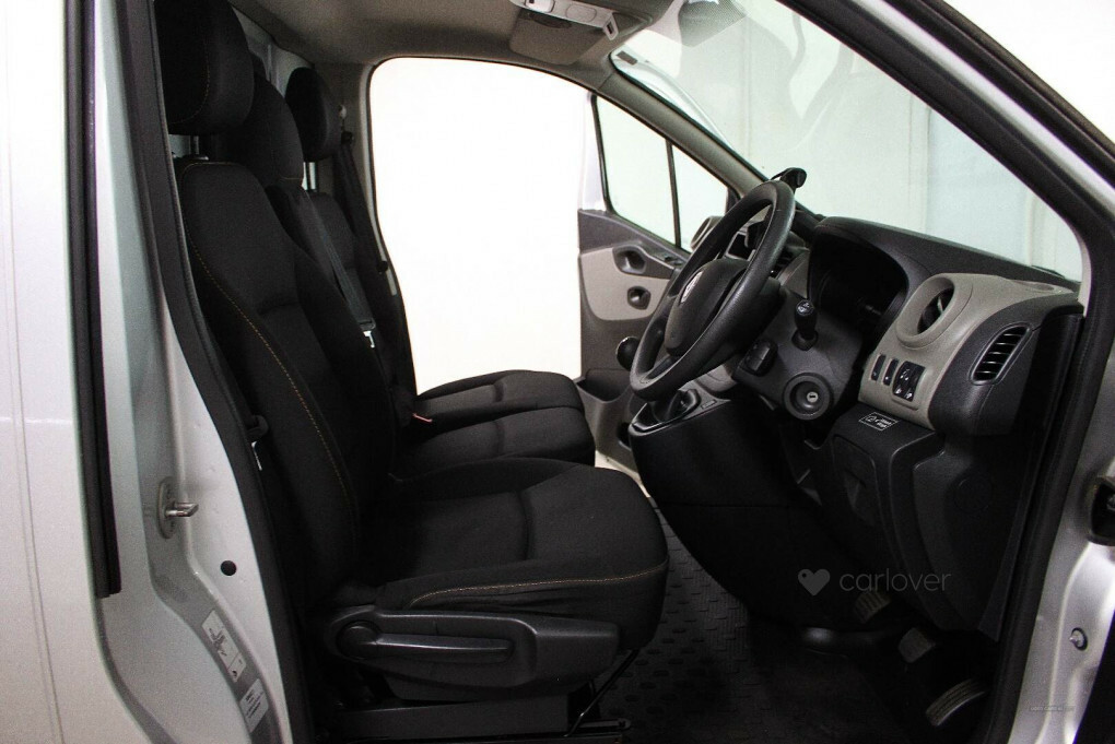Renault Trafic Panel Van Black #20