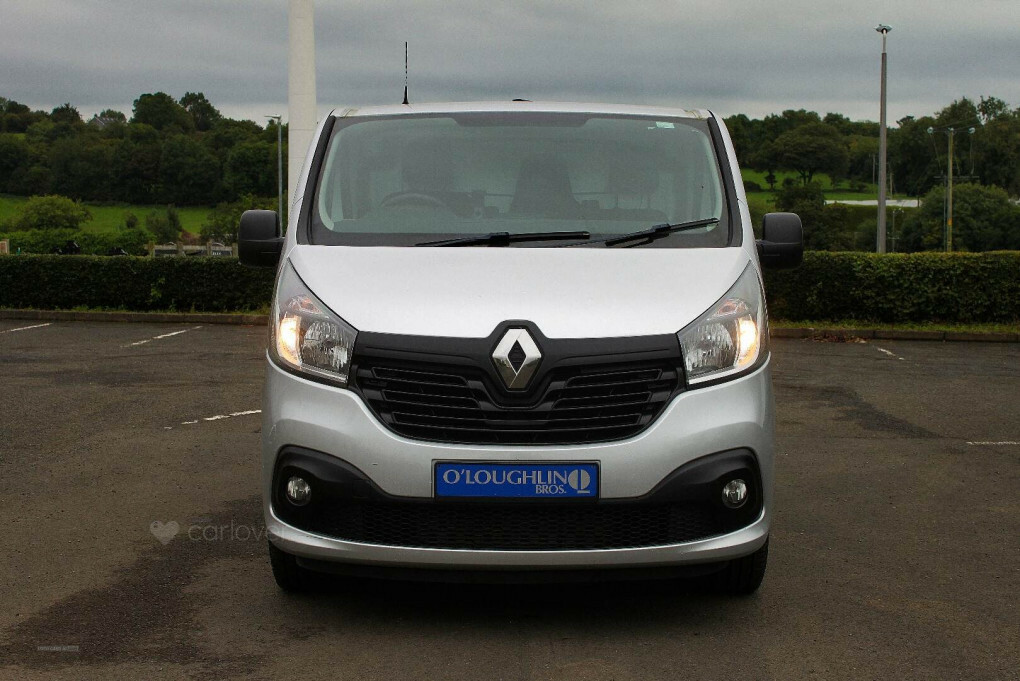 Renault Trafic Panel Van Black #3
