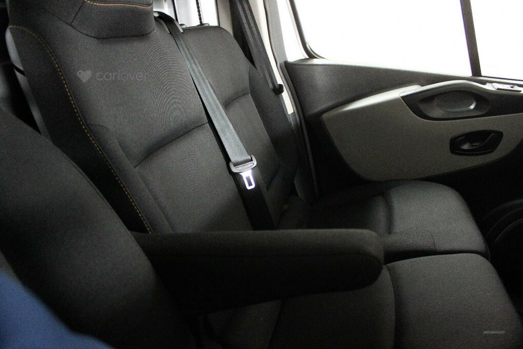 Renault Trafic Panel Van Black #32