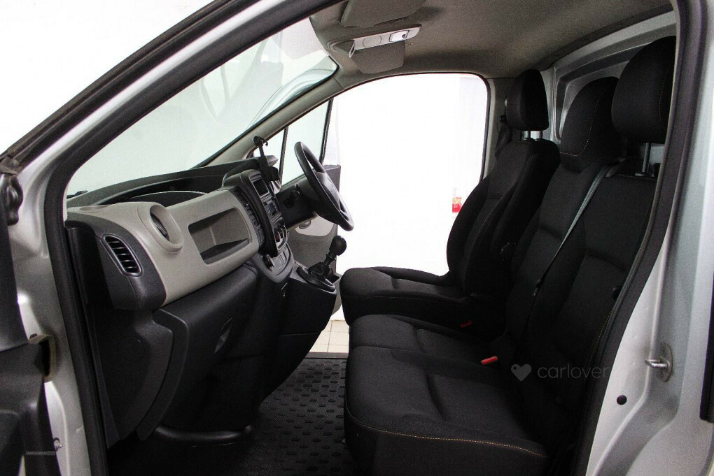 Renault Trafic Panel Van Black #21