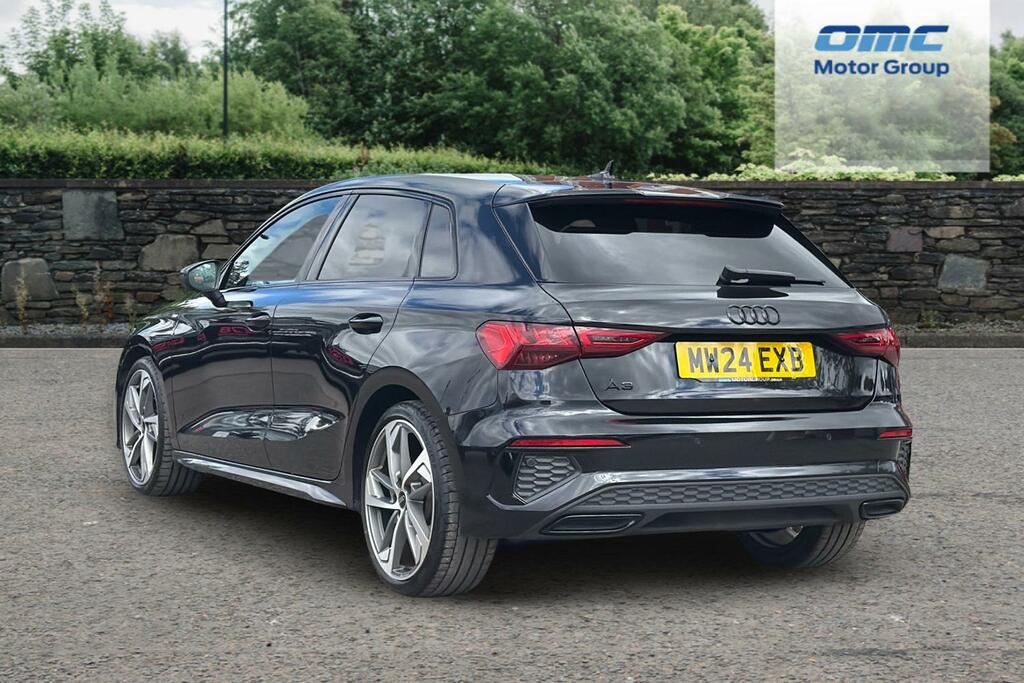Audi A3 35 Tfsi Black Edition S Tronic MW24EXB Black #4
