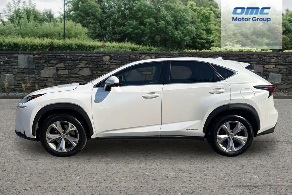 Lexus NX 300H 2.5 Premier Cvt White #6