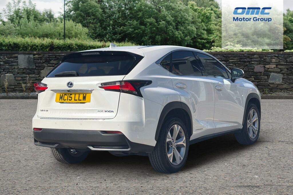 Lexus NX 300H 2.5 Premier Cvt White #5