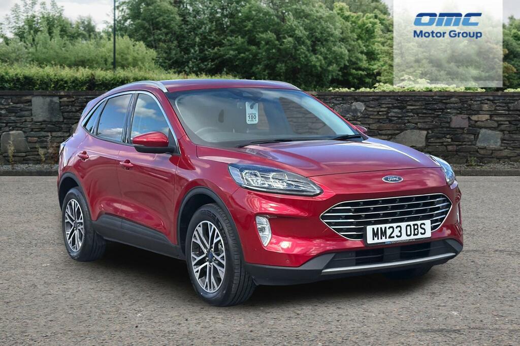 Ford Kuga 1.5 Ecoboost 150 Titanium Edition Red