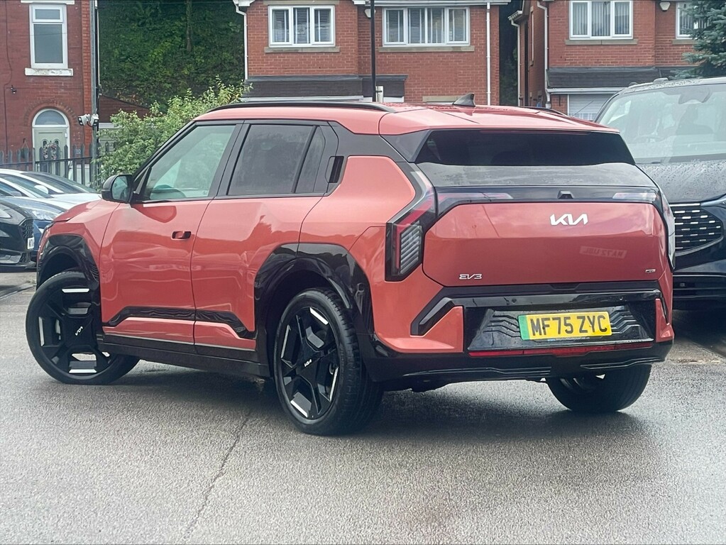 Kia EV3 150Kw Gt-line 81.4Kwh Orange #3