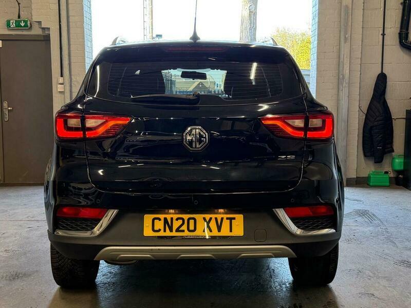 MG ZS 1.0 T-gdi Exclusive Black #5