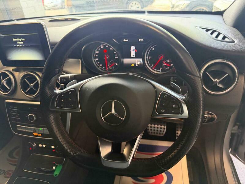 Mercedes-Benz CLA Class Estate Black #9