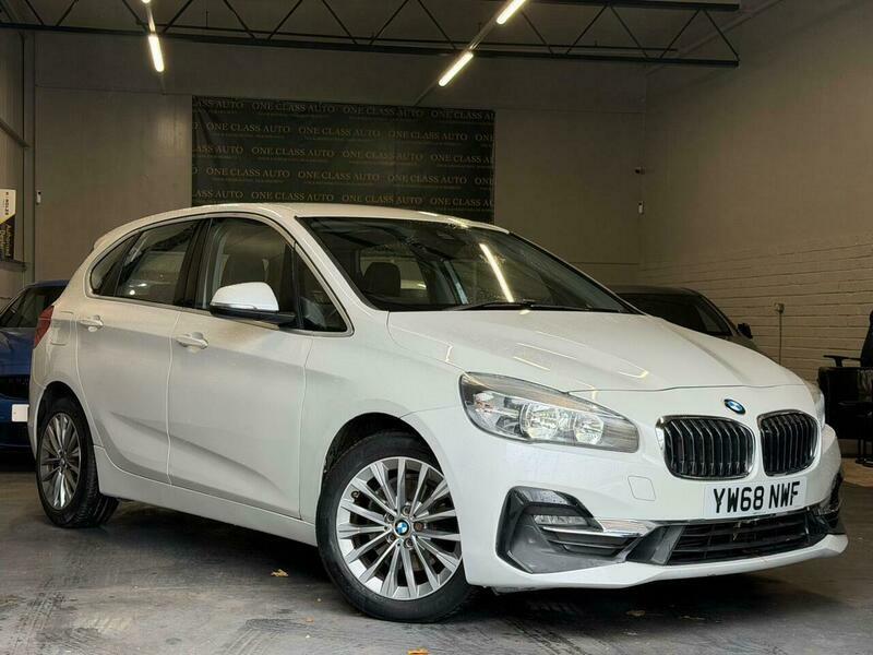 BMW 2 Series 2.0 220I Gpf Luxury White