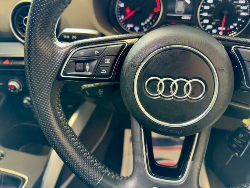 Audi Q2 Suv Grey #11