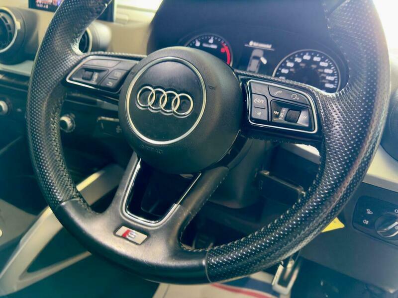 Audi Q2 Suv Grey #12