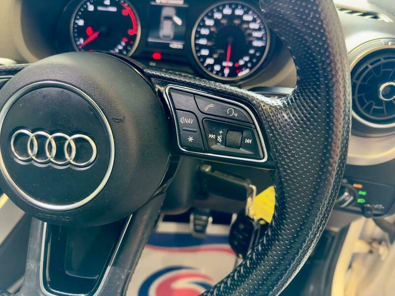 Audi Q2 Suv Grey #10