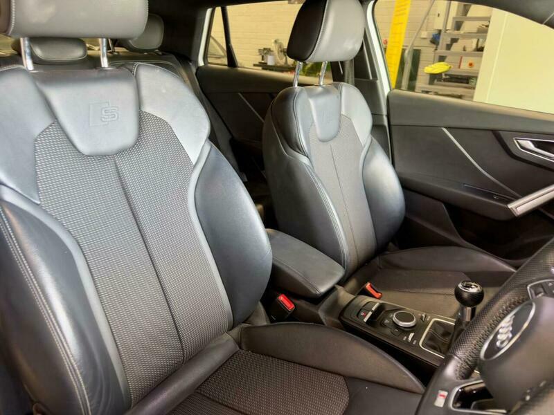 Audi Q2 Suv Grey #17