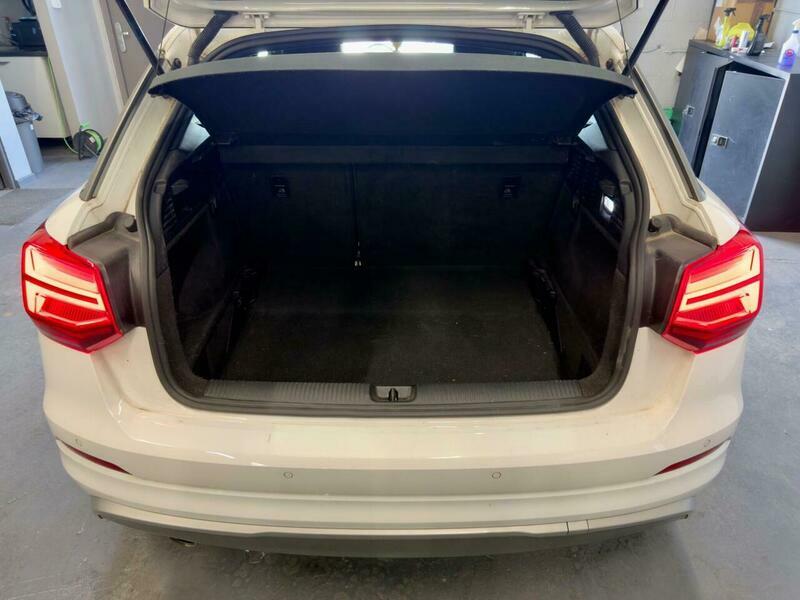 Audi Q2 Suv Grey #28