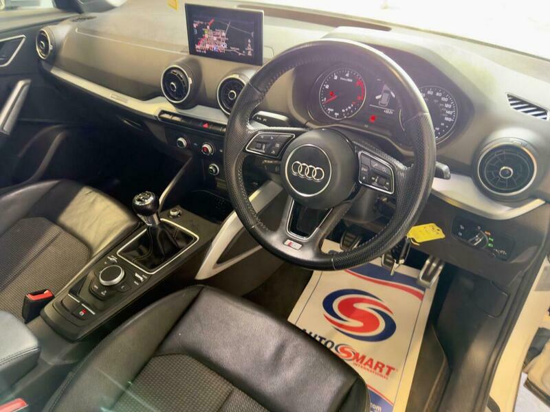 Audi Q2 Suv Grey #7
