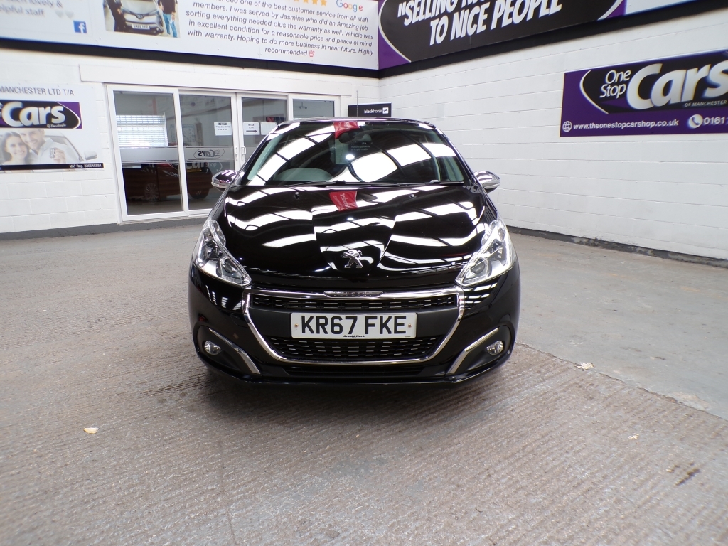 Peugeot 208 1.2 Allure Black